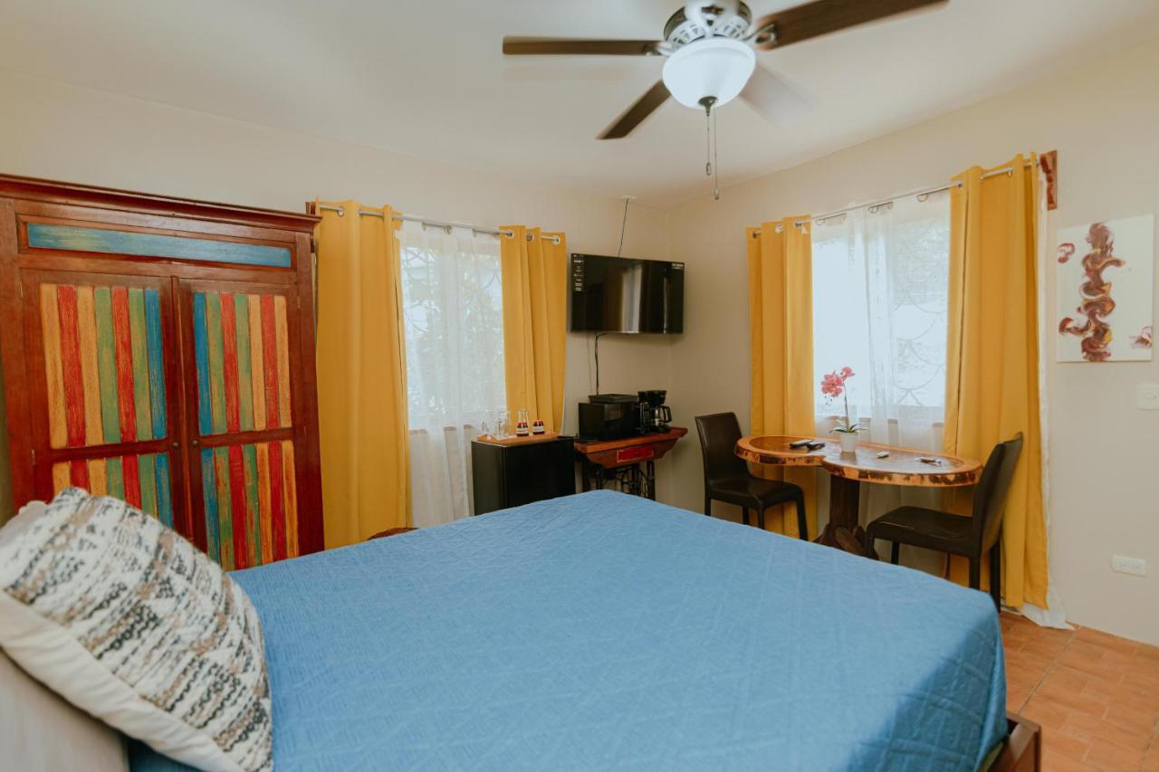 Oasis Diverse Adult Retreat Кепос Экстерьер фото