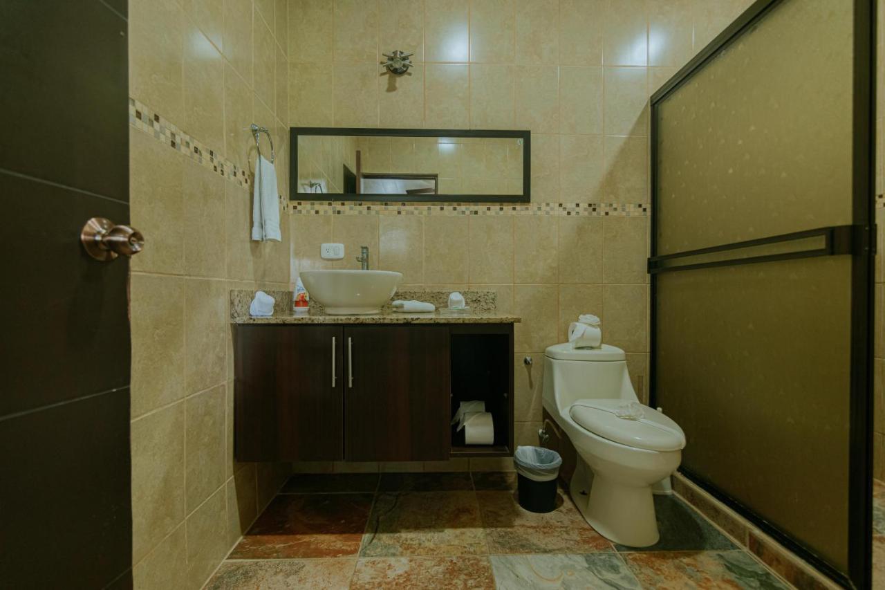 Oasis Diverse Adult Retreat Кепос Экстерьер фото